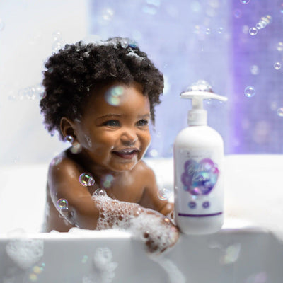Bubble Kiss Sanfte Reinigungspflege für Babys und Kinder – Körper und Haar – 400 ml