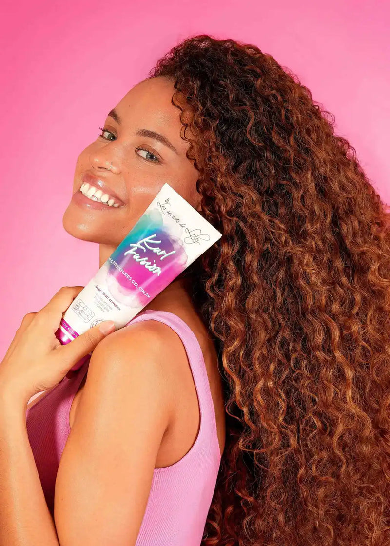 Kurl Fusion Pflegendes und feuchtigkeitsspendendes Styling-Creme-Gel – 250 ml