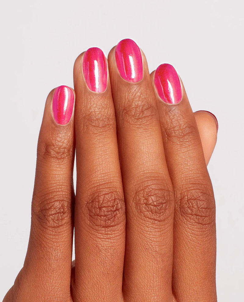 Strawberry Waves Forever – OPI GelColor 
