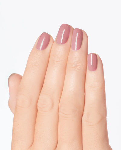 Suzi ruft die Paparazzi – OPI GelColor 