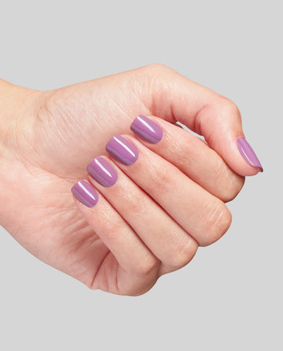 Vogue in Lila – OPI GelColor 